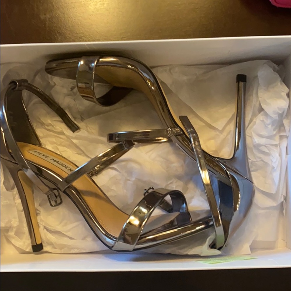 Silver Steve madden heels
